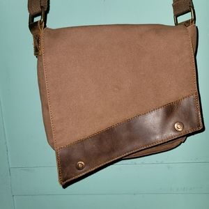 Auger brand crossbody bag
